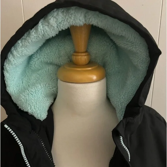 Swiss Tec XL Black Hooded Jacket Aqua Athleisure Outdoor Sporty Lightweight - Picture 4 of 11